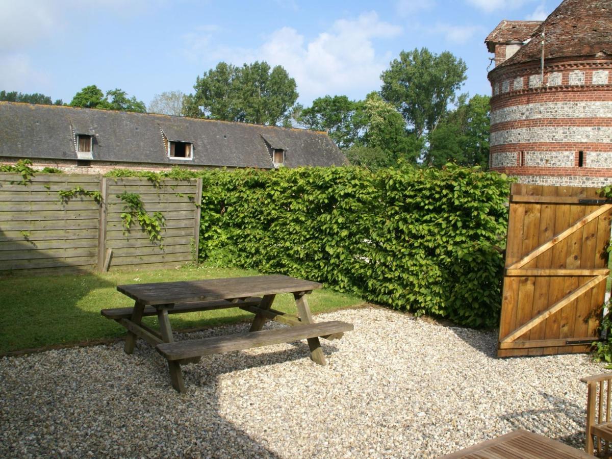 Classic Cottage In Le Bourg-Dun With Garden Exterior foto